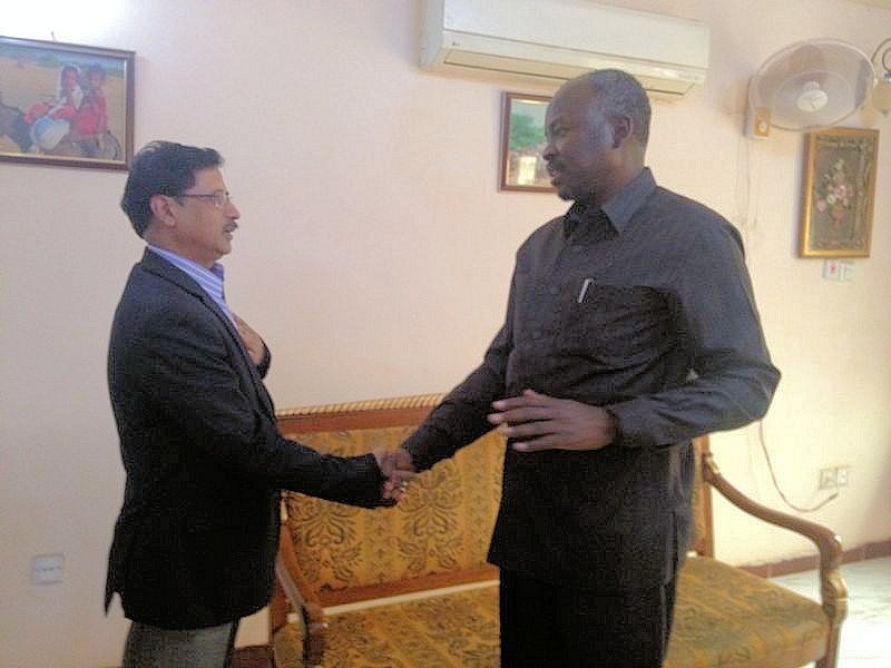 Indian Ambassador meets Ahmed Haroun at Al Ubbayid